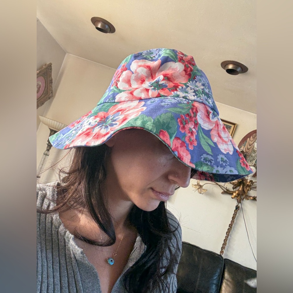 Matching mommy and me Janie and Jack Floral Bucket Hats bundle - Picture 2 of 5